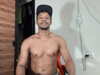 AlejoKhalifa_ live cam profile - MySuperHot