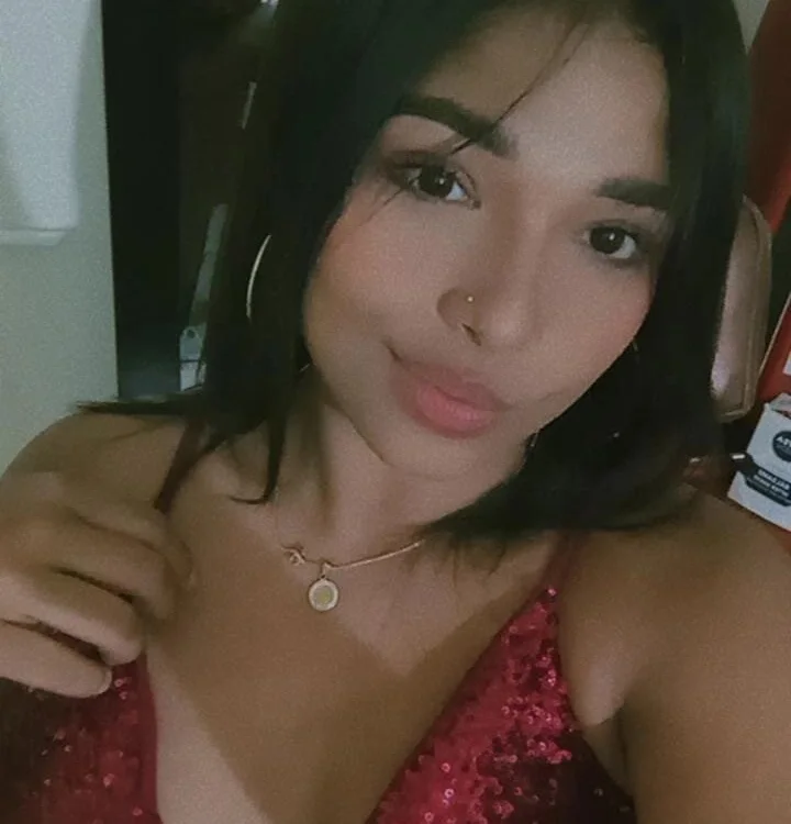 _wild_Bruenette's Offline XXX Chat