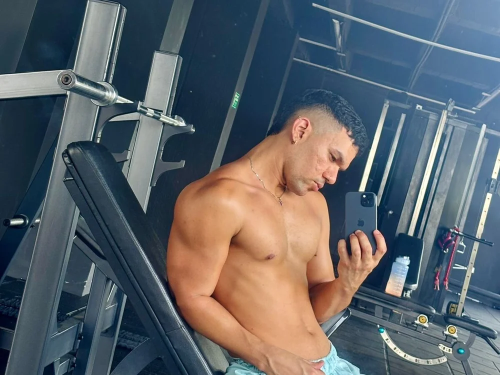 Ethan_Carter1 offline XXX-chat