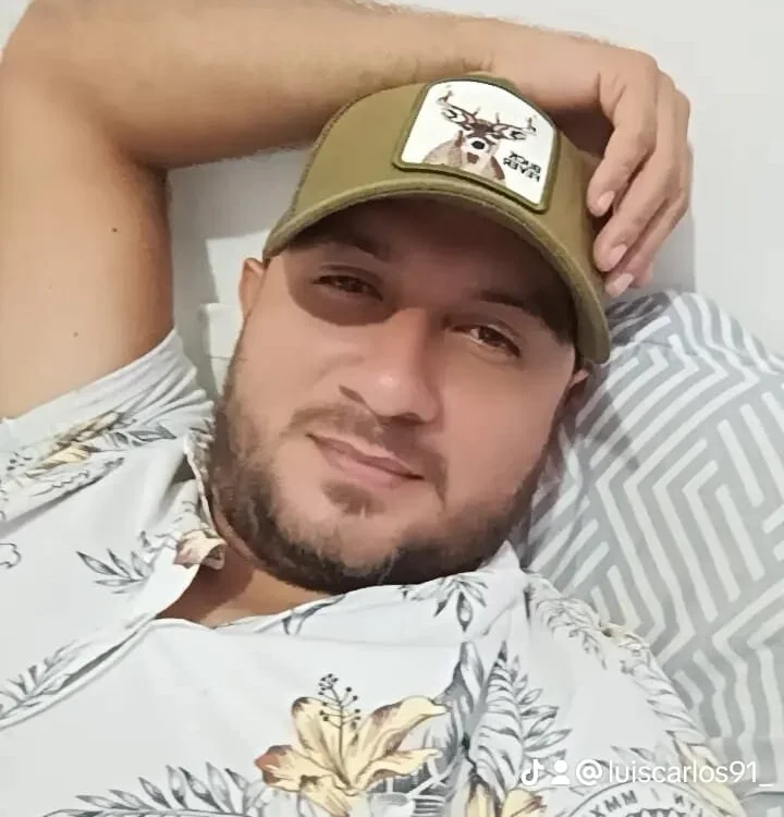 LATINO-HOT23 offline chatrum