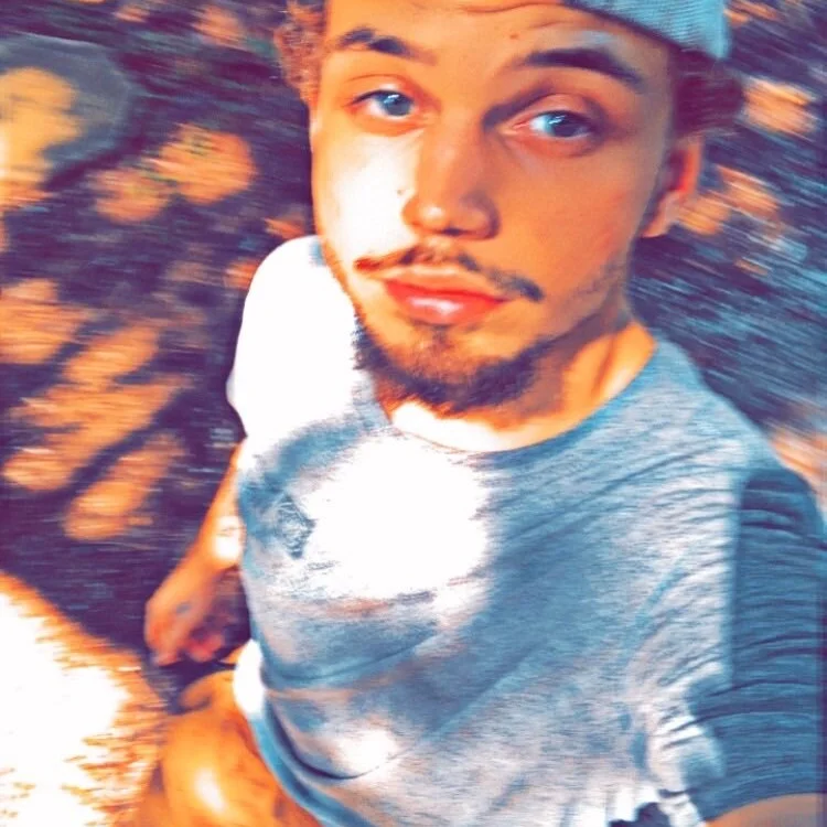 BraydonB229 offline XXX-chatje