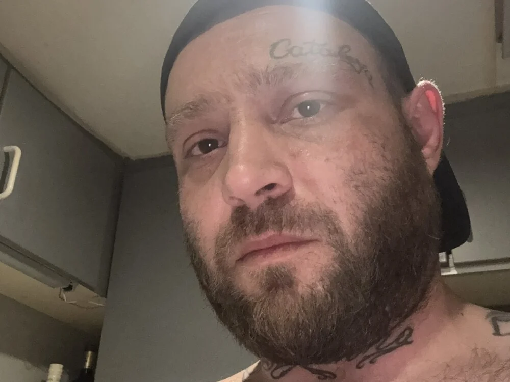 le-tatouer Offline XXX-chat