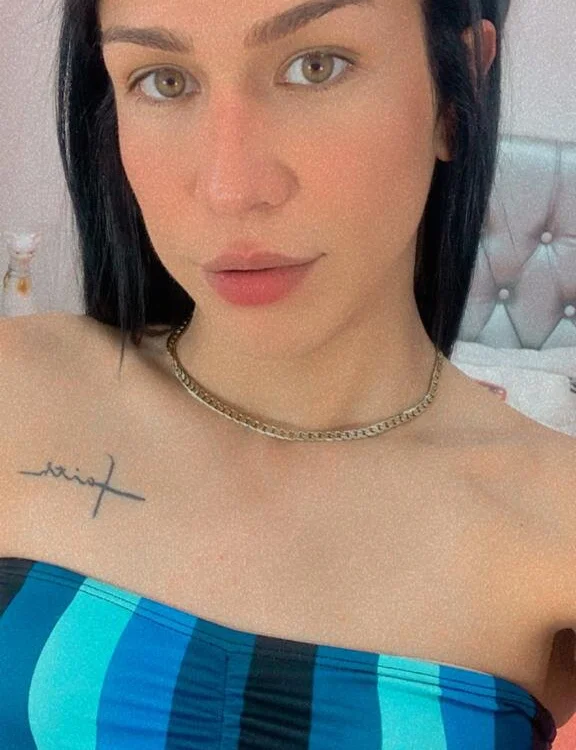 Chatroom XXX hors ligne de Azley_sweet