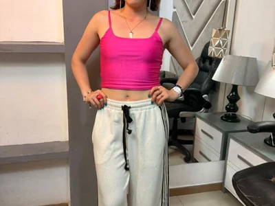 YlecyLeon Female Dirtytalk Live Cam Chat