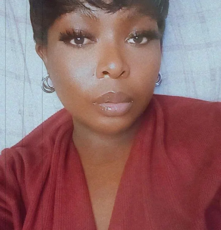 fatchicxebony's Offline Chat Room