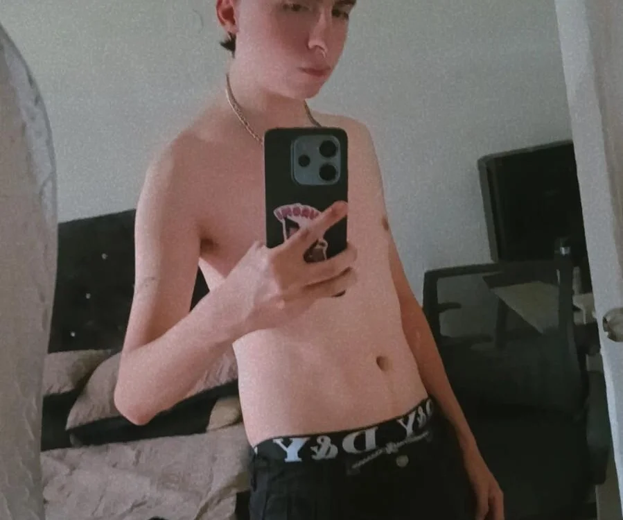 Offline XXX chat MiloGM_