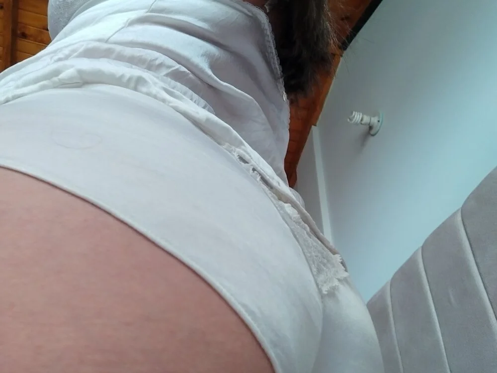 แชท XXX สดของ Lyonette_reading1