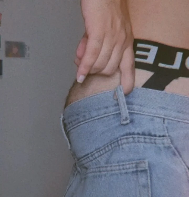 _k_oliver Chat XXX offline