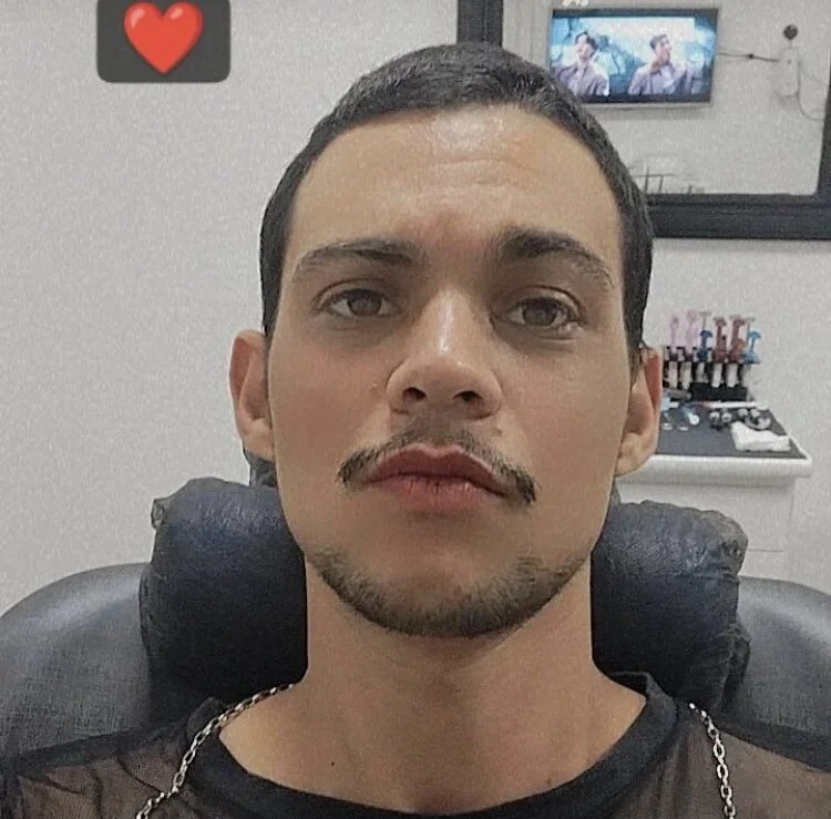 Mateushoffman's Offline XXX Chat