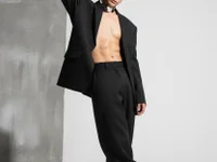 keen_black_