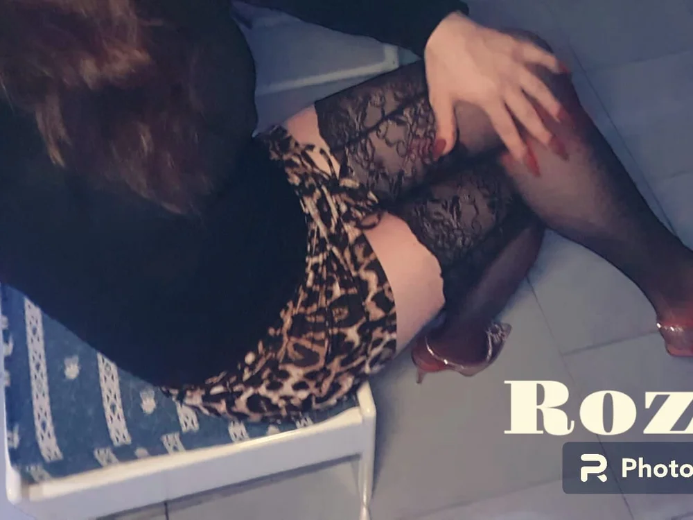 Milf_Roza's Offline XXX Chat