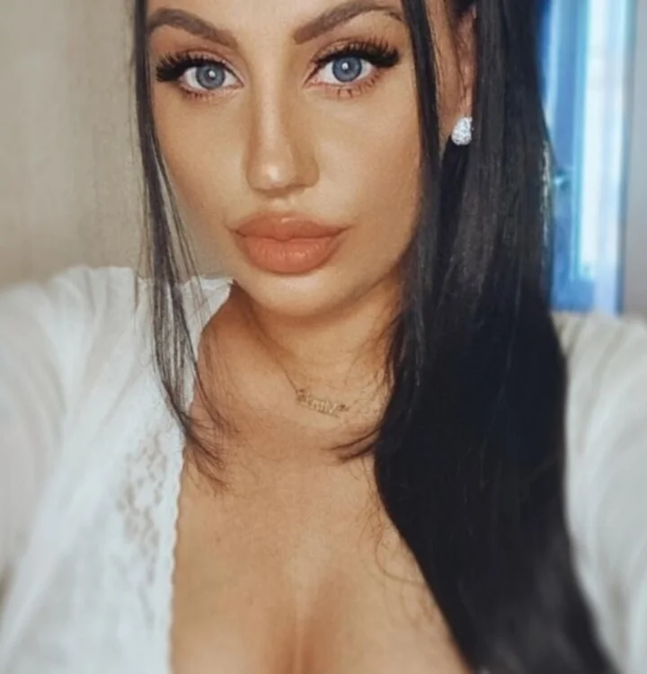 MiraJuicy_S' Offline XXX Chat