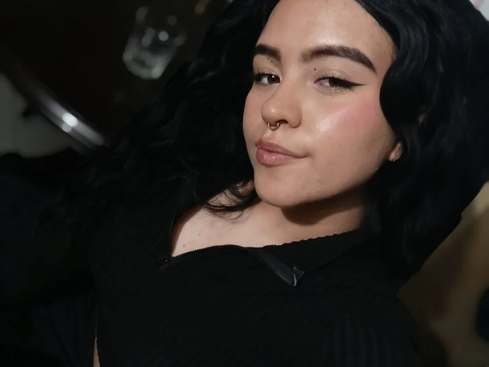 sarita_09_s Chat XXX offline