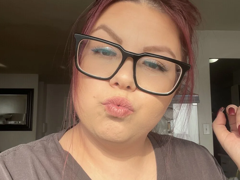 sexyinred200 오프라인 XXX 채팅