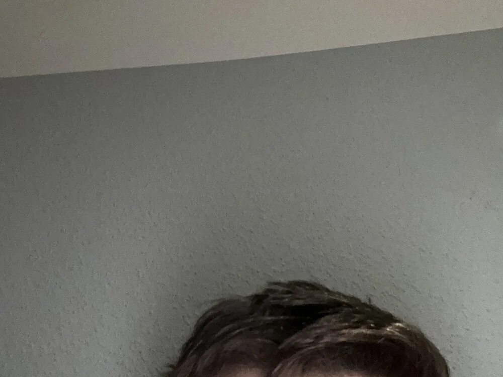 joel062005 Chat XXX offline