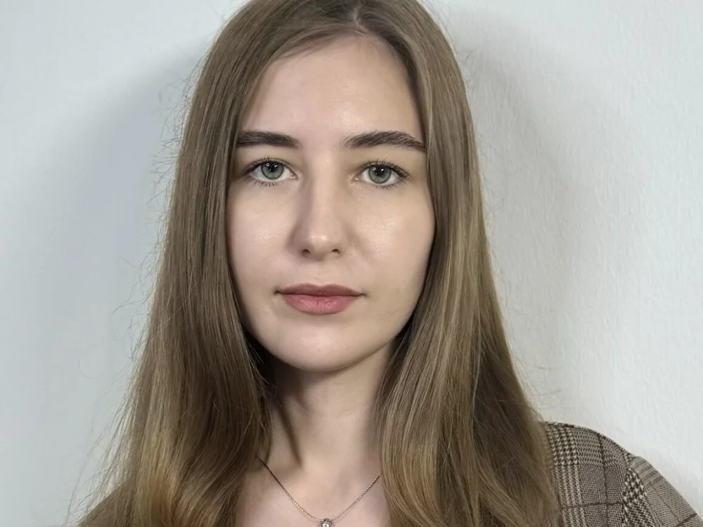 LeilaFussell offline chatrum
