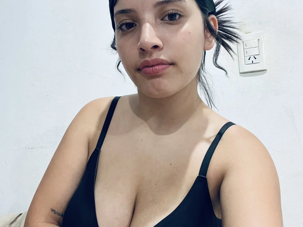 florenciaocchiutoool's Offline XXX Chat