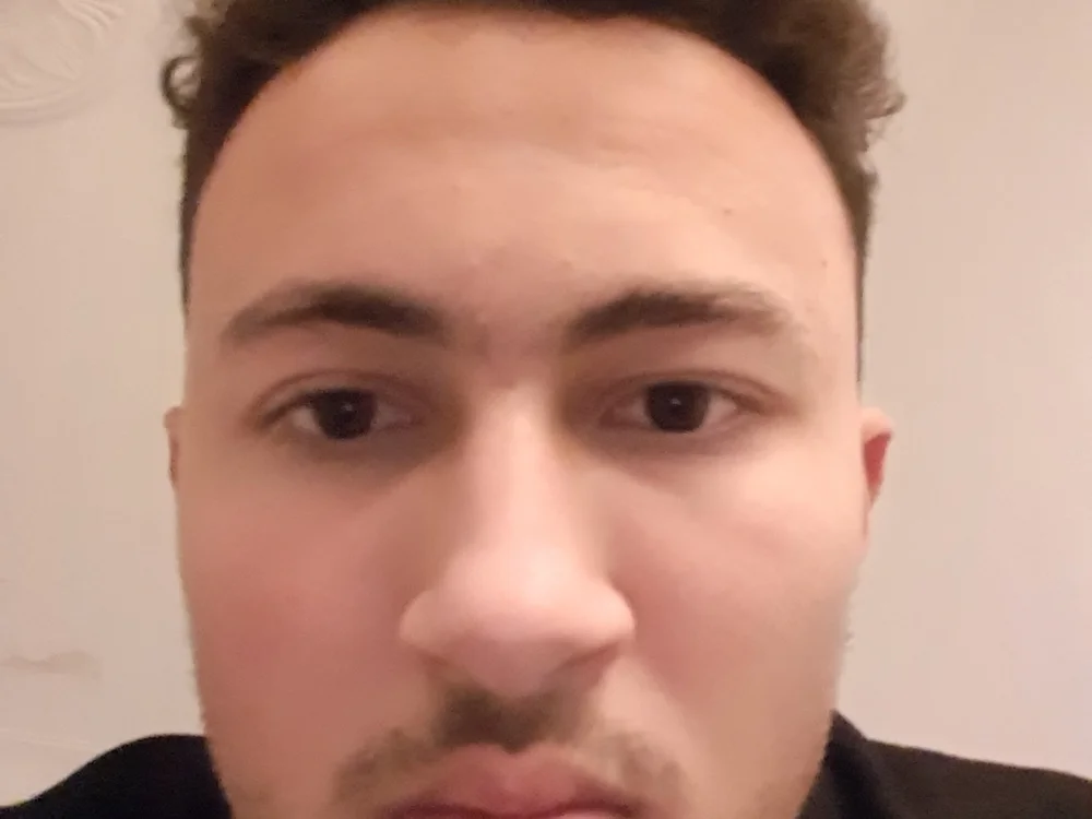 morad1924's Offline Chat Room