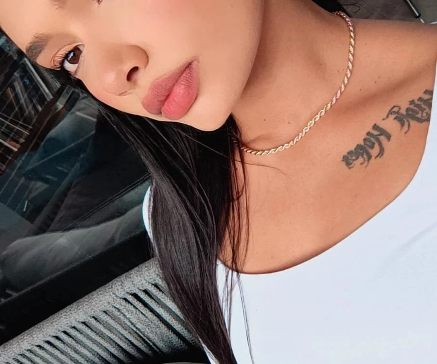 gaia_rouse's Offline XXX Chat