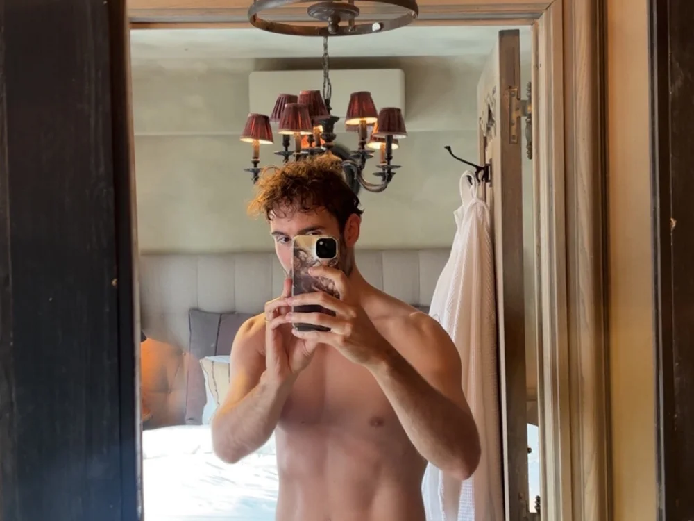 ห้องแชทออฟไลน์ของ thomasnude1