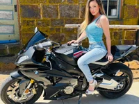 Offline chatovací místnost Farrah_Fantasy