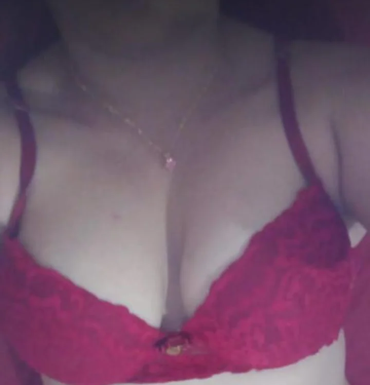 melzinhasafadinha26's Offline XXX Chat