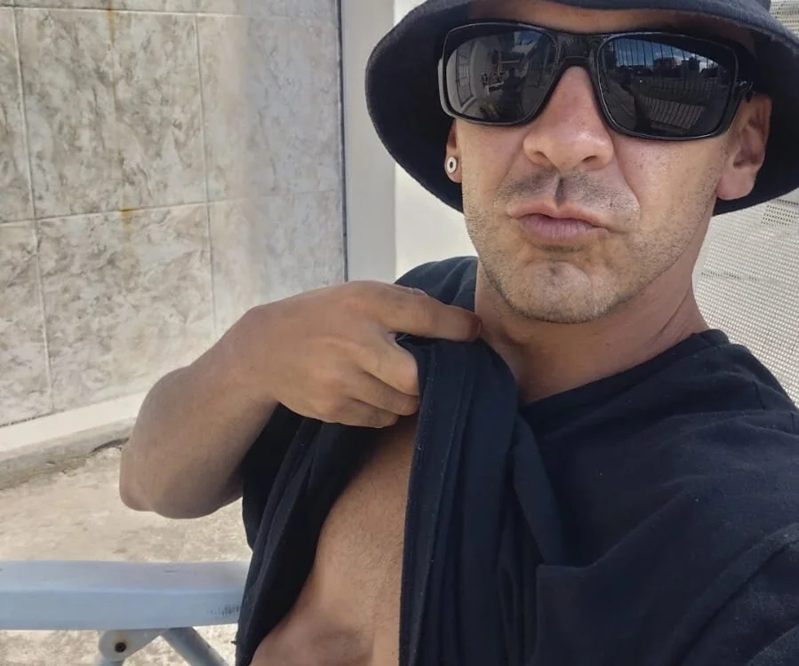 Bluntt55 Chat XXX offline