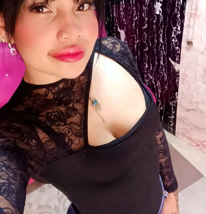 VictoriaBray's Offline XXX Chat