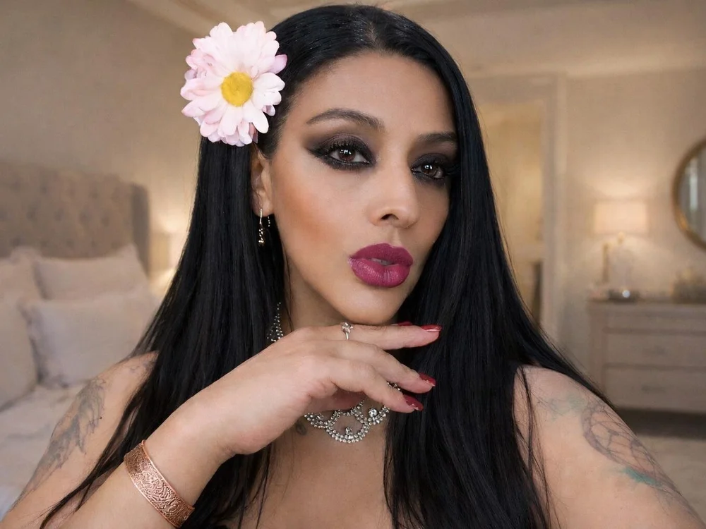 Chat +18 off-line de AlexaBigBoobss