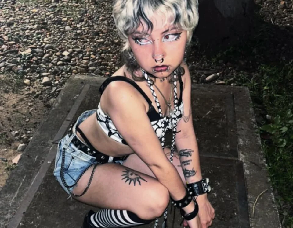 Cute_Chrixxx Chat XXX offline