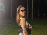 fascinatingtransvaleriee Adlı Modelin Çevrimdışı Sohbet Odası