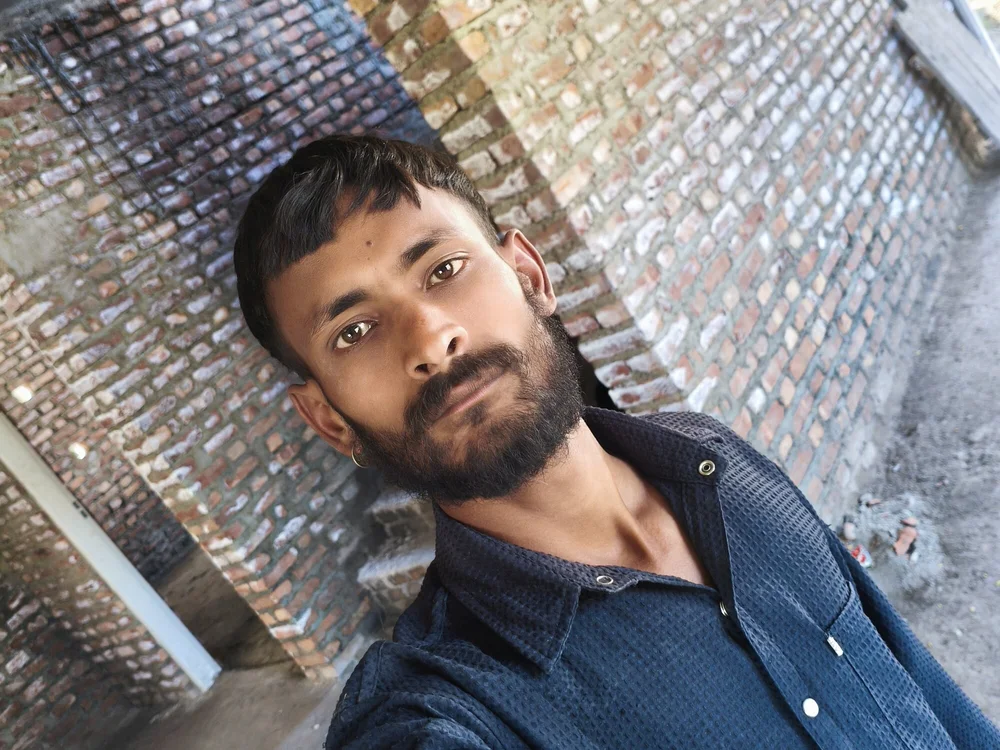 Savita-sa: συνομιλία ΧΧΧ εκτός σύνδεσης