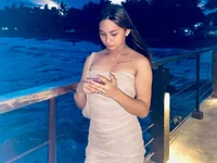 XXX chat uživo modela Bella_subhunterx