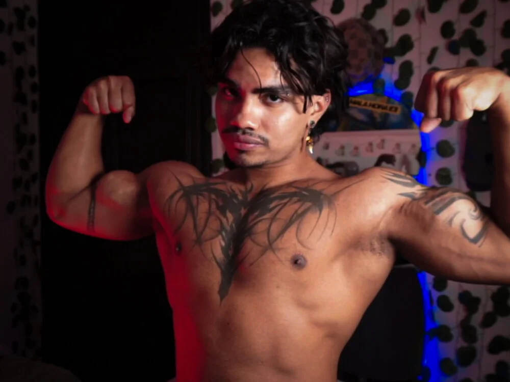 Young_laroi Chat XXX Ngoại tuyến