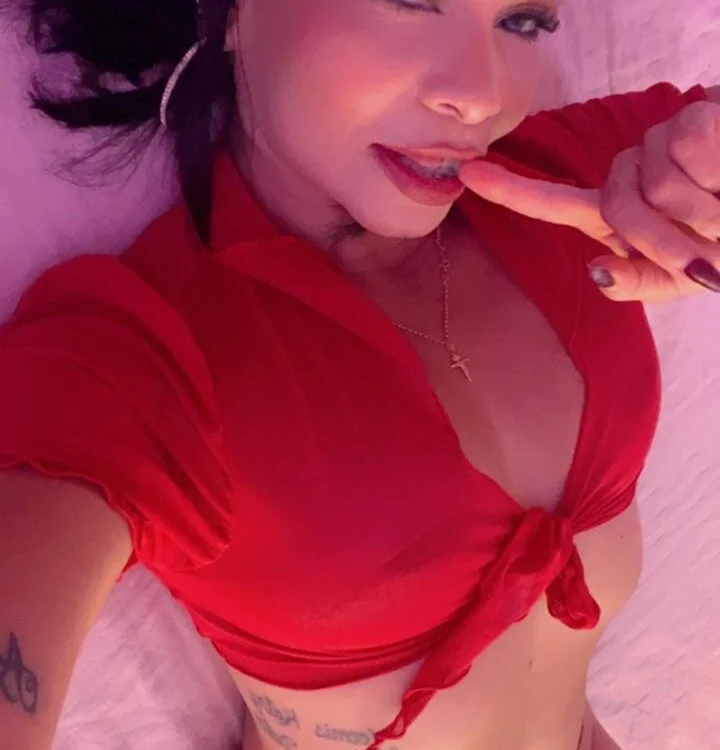 Pammela_Smith_1 offline XXX-chat