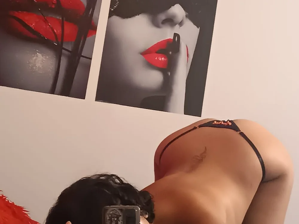 LucidHaze_ Offline XXX-Chat