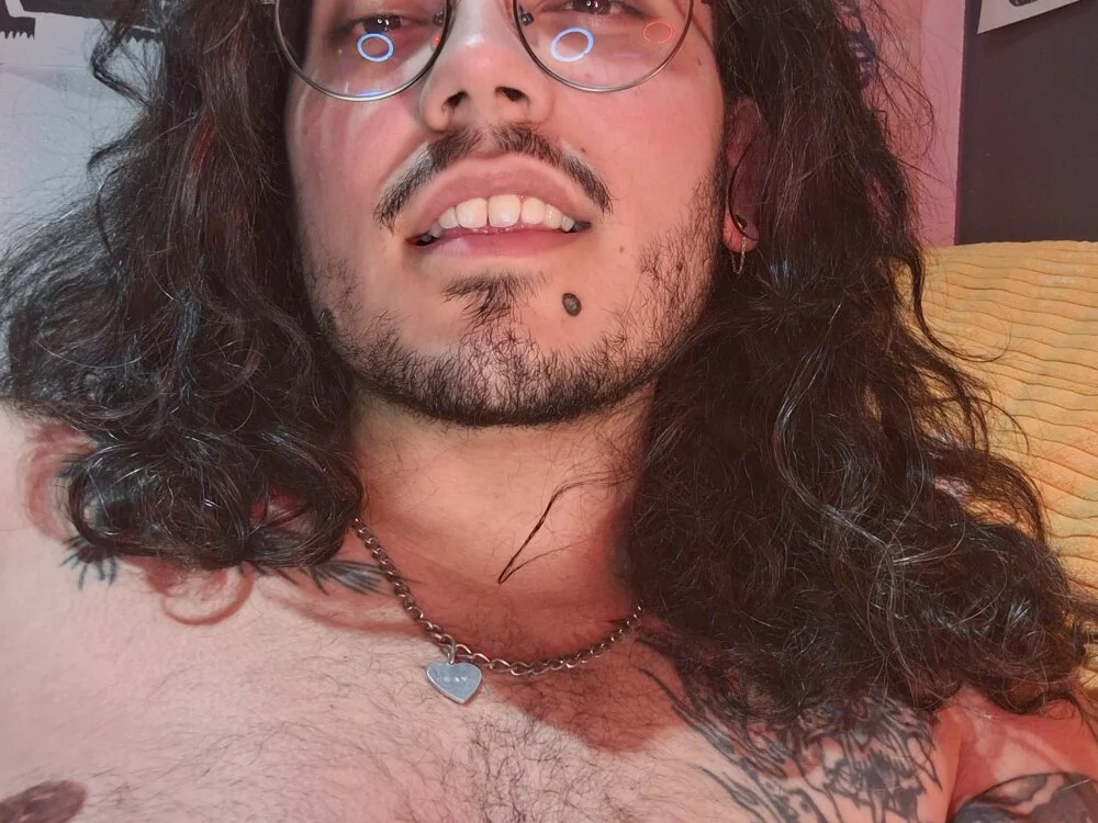 nahuelmiel333 Obrolan XXX Offline