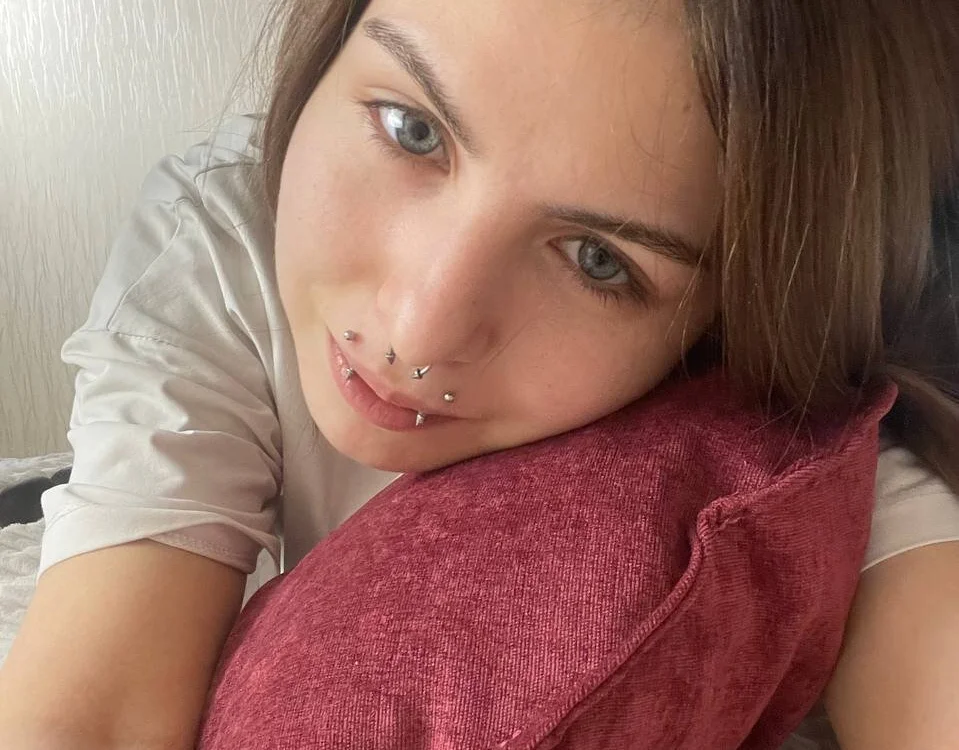 ErlinaBuoy 现场XXX聊天