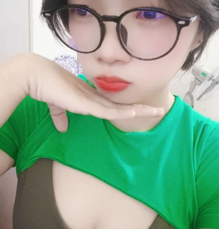 Cutiemo's Offline Chat Room