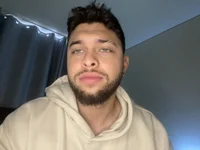 Eimy_and_Aleex's Offline Chat Room