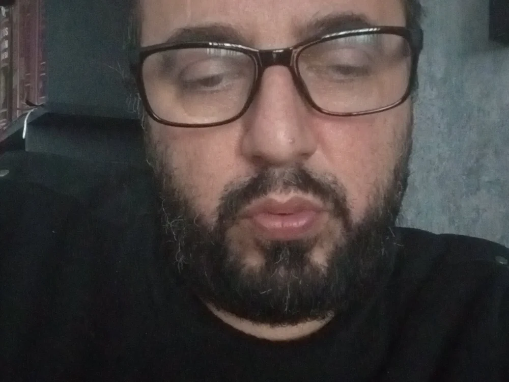 Offline chatovací místnost Caparxxx