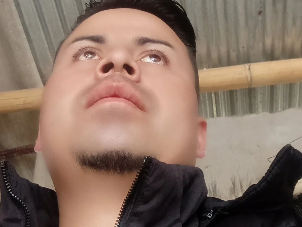 Offline chatovací místnost Monicosa