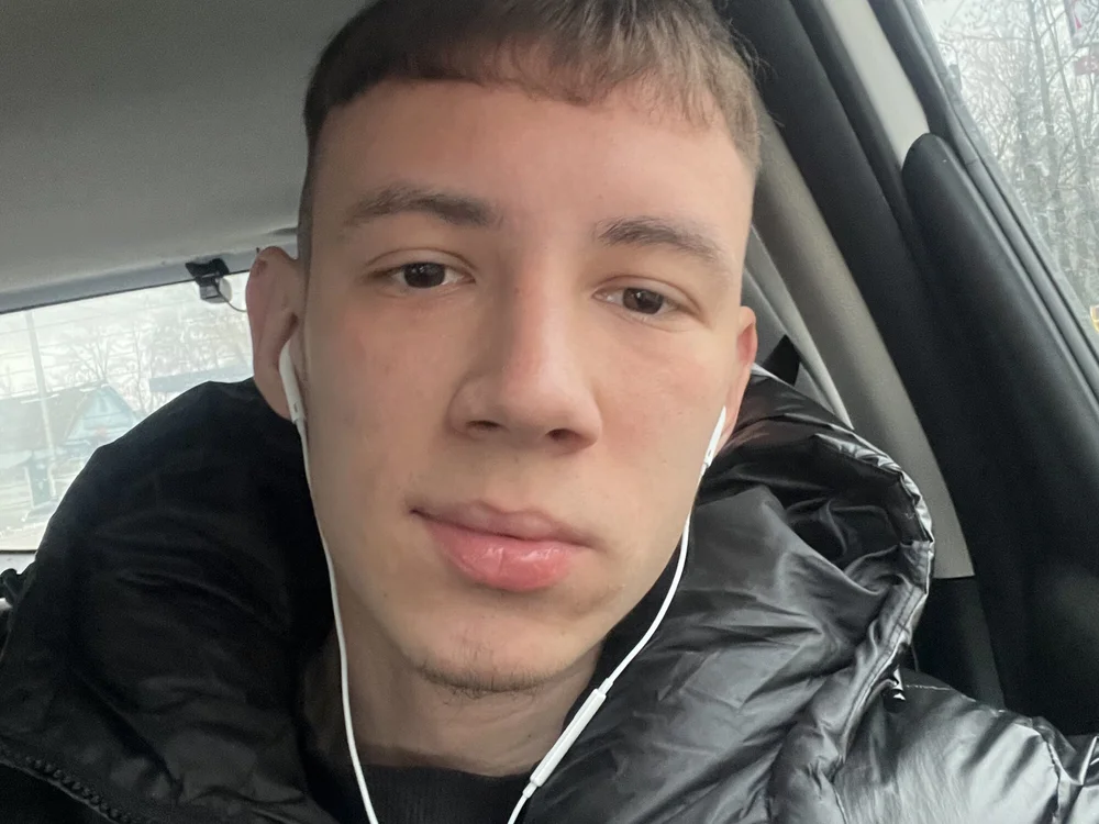 nicolai7700 offline XXX-chatje