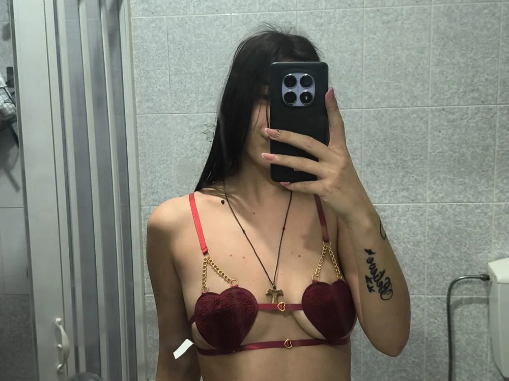 Офлайн-чат XXX couplebellamora1