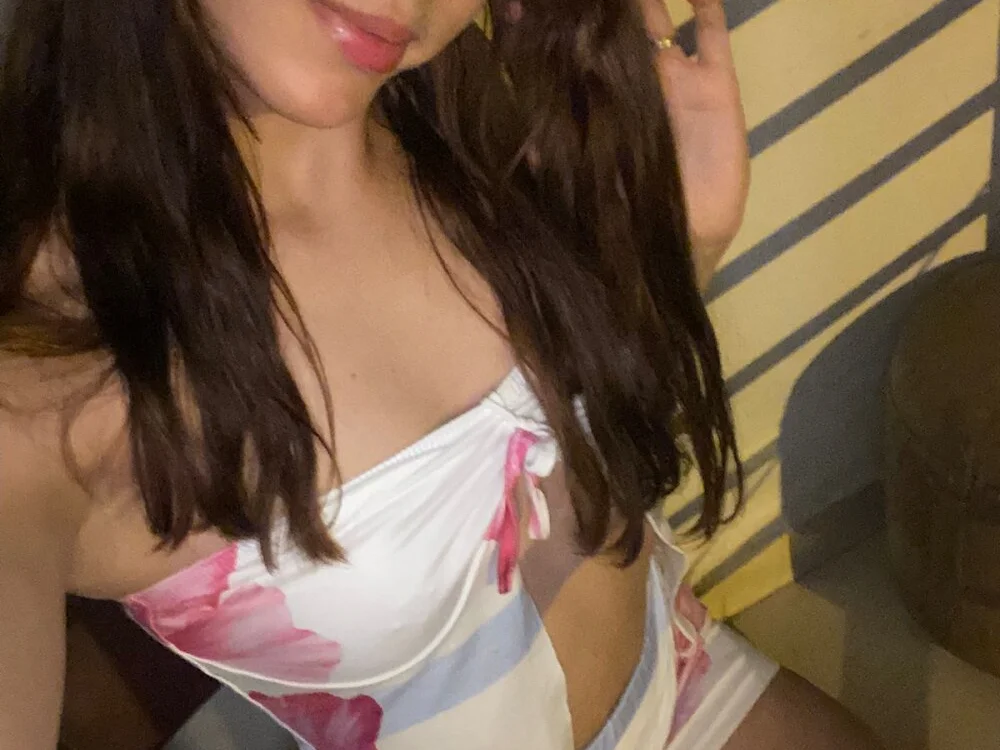 Nicolle_paarkerr Offline XXX Chat