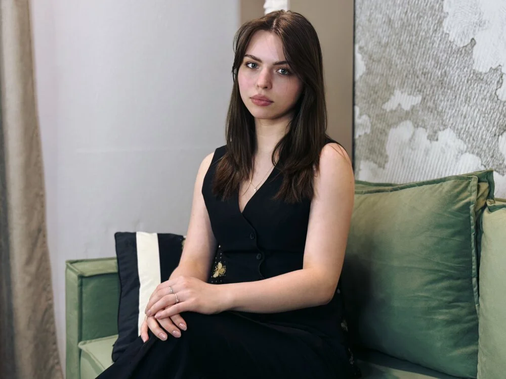 LesleySky offline XXX-chat