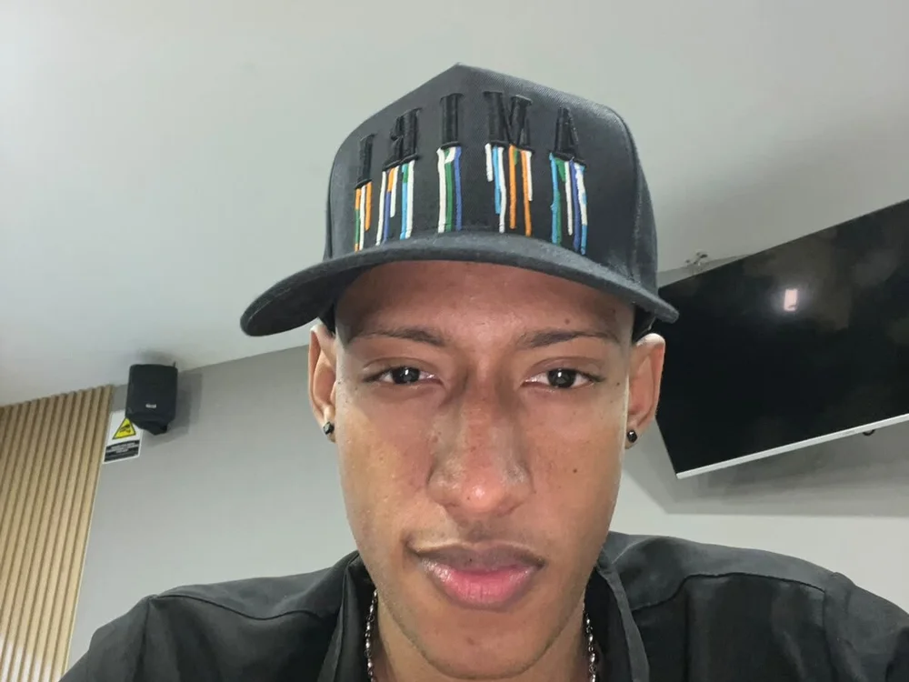 marlo_vip's Offline Chat Room