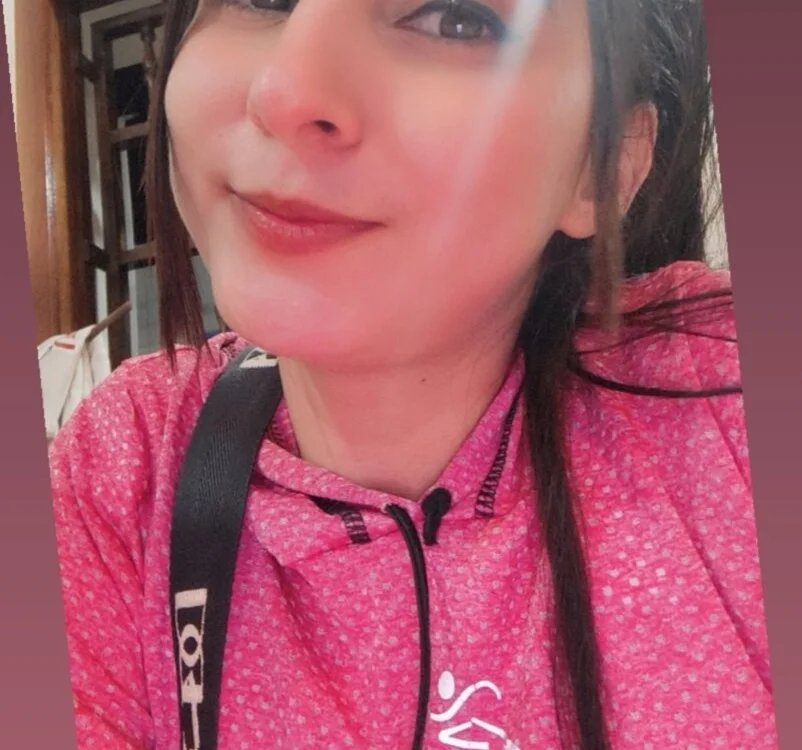 Julieth_star16's Offline Chat Room
