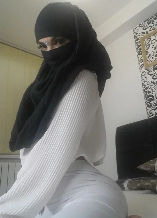 Syera's Offline XXX Chat