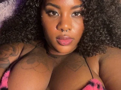 lanamonroe_ live profile